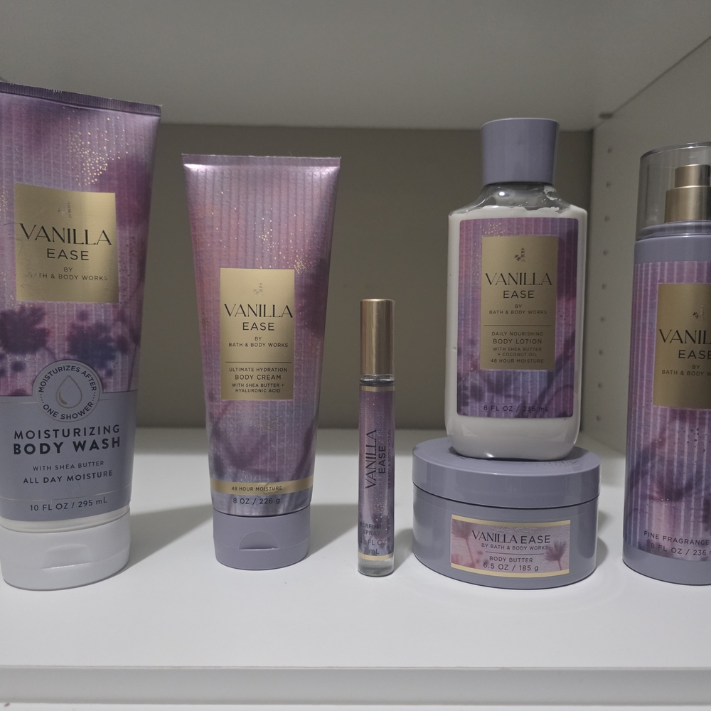 Bath & Body Works Vanilla Ease Body Care Set — Purple & Gold Accents